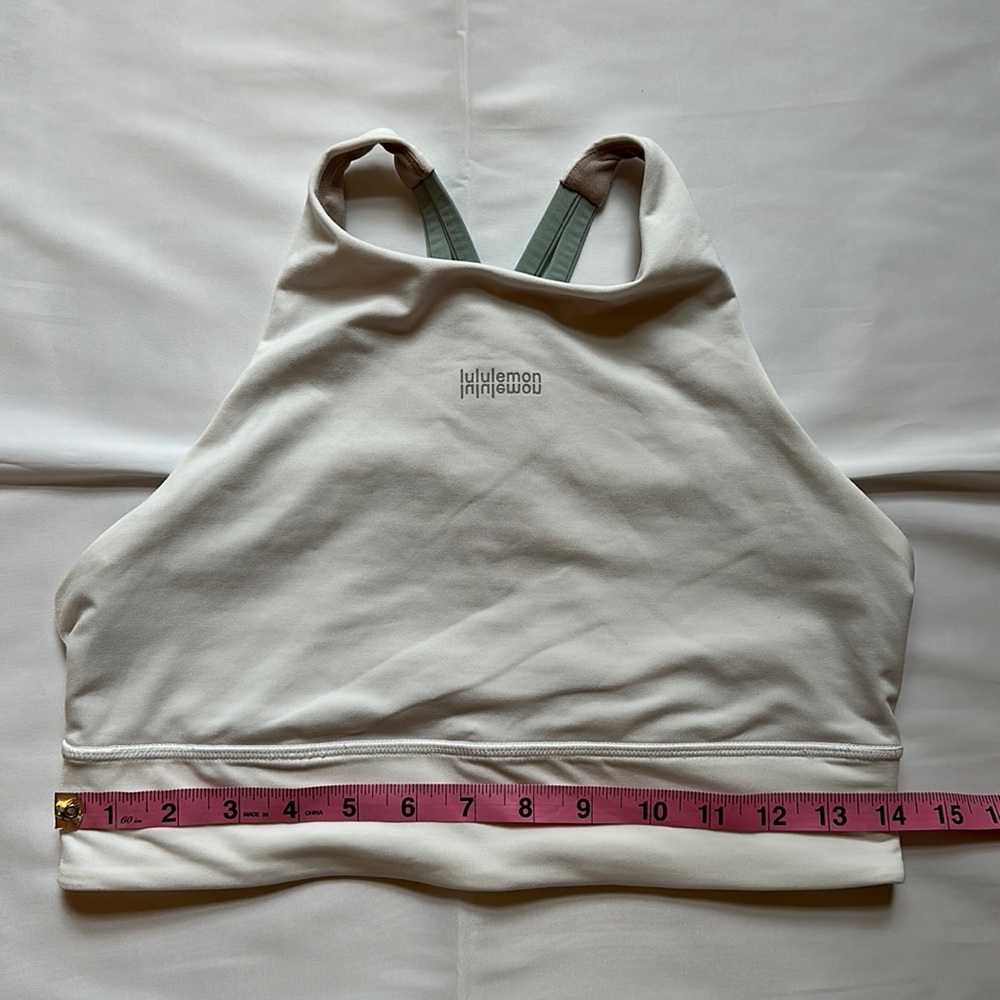 Lululemon High-neck Energy Longline Bra *Medium support B-D cups